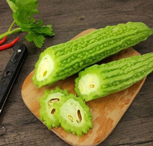 坐地吃瓜的意思,揭秘“坐地吃瓜”的智慧生活态度